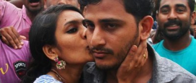 Kiss-of-love-protest-kerala